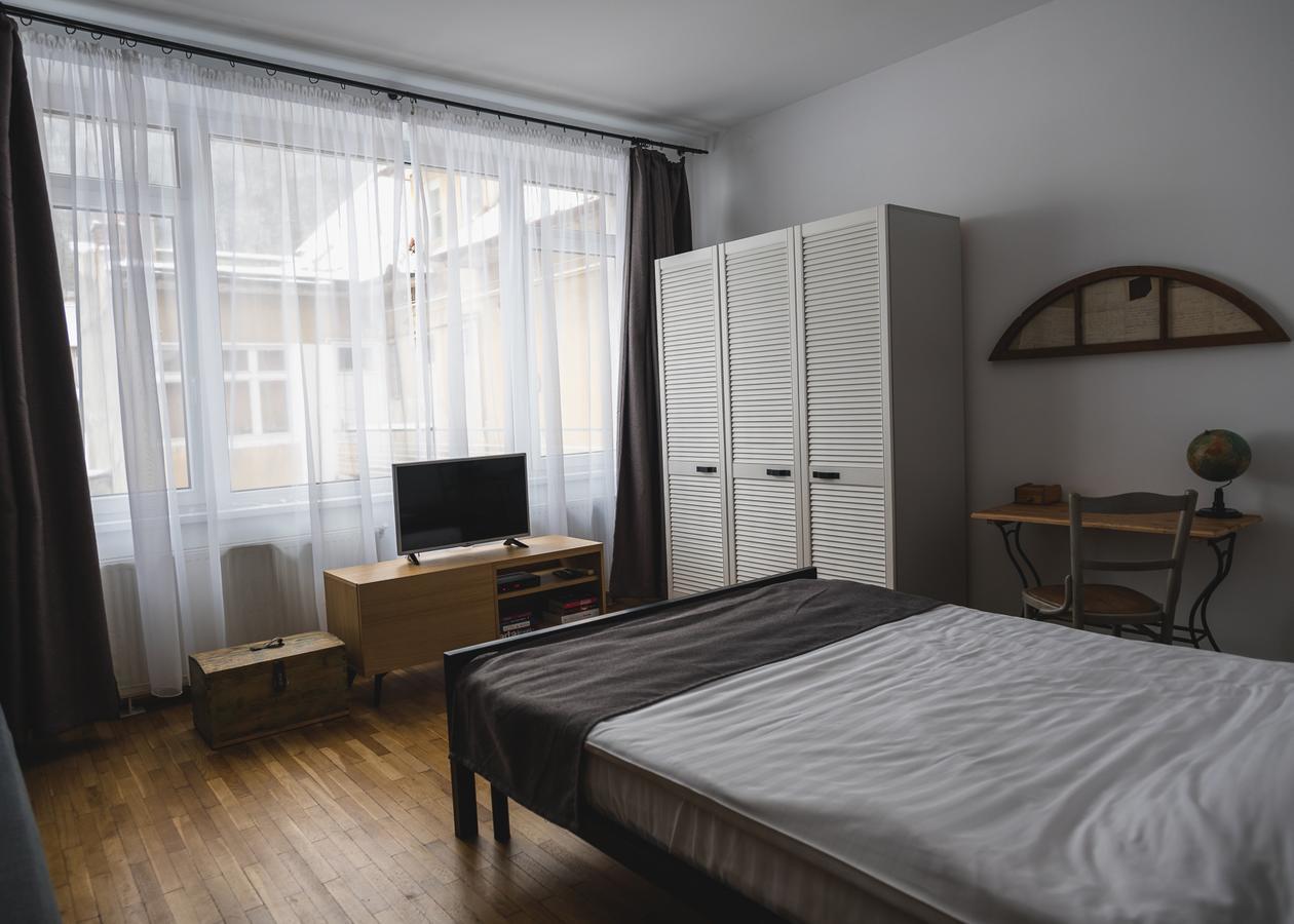 Zinne Apartments Брашов Екстер'єр фото